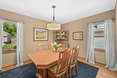 1161  Elm Lawn St, Wauwatosa, WI 53213 - Photo 16