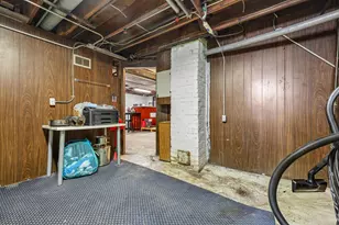 6730 N 58th St, Milwaukee, WI 53223 - Photo 32