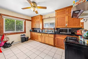 6730 N 58th St, Milwaukee, WI 53223 - Photo 14