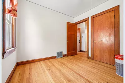 6730 N 58th St, Milwaukee, WI 53223 - Photo 16