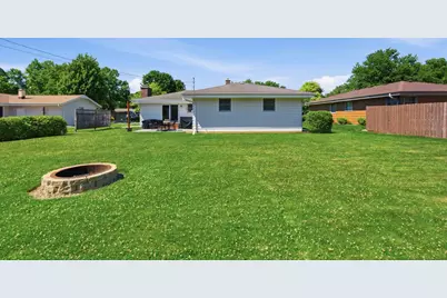 1119  Dogwood Ln, Waukesha, WI 53189 - Photo 26