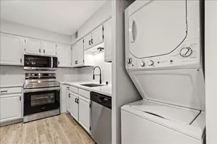 1906 E Shorewood Blvd, Shorewood, WI 53211 - Photo 6