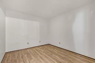 1906 E Shorewood Blvd, Shorewood, WI 53211 - Photo 12