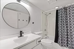 1906 E Shorewood Blvd, Shorewood, WI 53211 - Photo 18