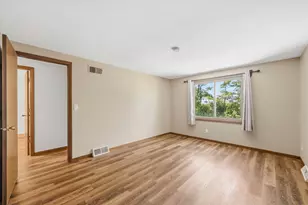 527 Butler St, Random Lake, WI 53075 - Photo 8