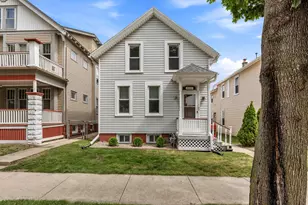 810 E Lincoln Ave, Milwaukee, WI 53207 - Photo 2