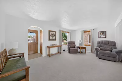 2824 S 8th St, Sheboygan, WI 53081 - Photo 6