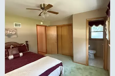 5232 W Donna Dr, Brown Deer, WI 53223 - Photo 12