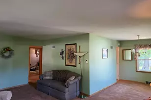 5232 W Donna Dr, Brown Deer, WI 53223 - Photo 4