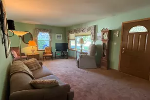 5232 W Donna Dr, Brown Deer, WI 53223 - Photo 2