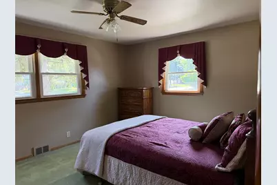 5232 W Donna Dr, Brown Deer, WI 53223 - Photo 10