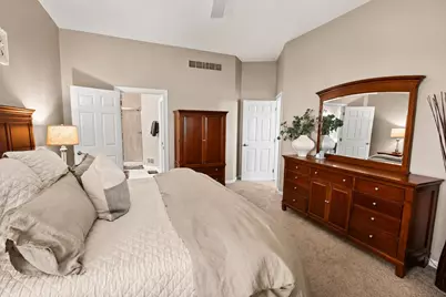 1122  River Place Blvd, Waukesha, WI 53189 - Photo 10