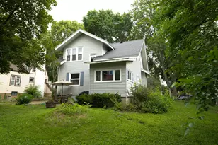 107 Clarence St, Fort Atkinson, WI 53538 - Photo 2