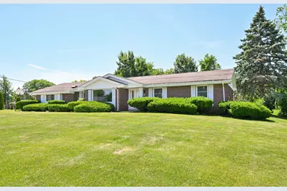 17925  Redvere Dr, Brookfield, WI 53005 - Photo 2