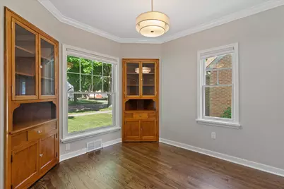 5109 N 24th Pl, Milwaukee, WI 53209 - Photo 8