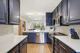 970 Oconomowoc Pkwy, Oconomowoc, WI 53066 - Photo 4