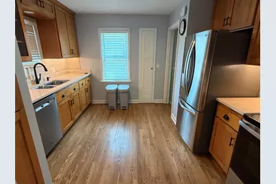 2328 S 77th St, West Allis, WI 53219 - Photo 8