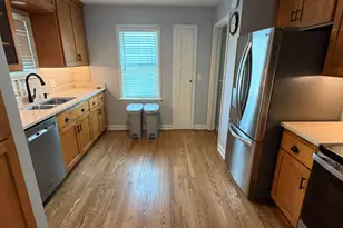 2328 S 77th St, West Allis, WI 53219 - Photo 8