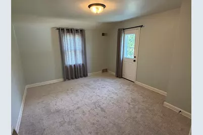 2328 S 77th St, West Allis, WI 53219 - Photo 16