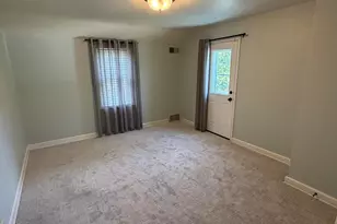 2328 S 77th St, West Allis, WI 53219 - Photo 16