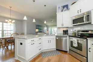 3605 Sandpiper Cir, Waukesha, WI 53189 - Photo 2