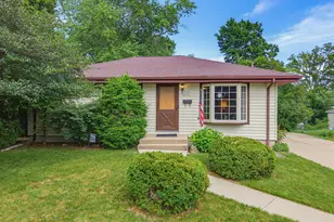 W169N8570 Sheridan Dr, Menomonee Falls, WI 53051 - Photo 1