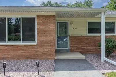 W156N5709  Cheryln Dr, Menomonee Falls, WI 53051 - Photo 2
