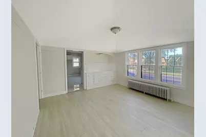 1501 W Capitol Dr, Milwaukee, WI 53206 - Photo 6