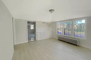1501 W Capitol Dr, Milwaukee, WI 53206 - Photo 6