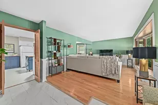 1110 S 118th St, West Allis, WI 53214 - Photo 4
