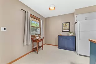 1110 S 118th St, West Allis, WI 53214 - Photo 16