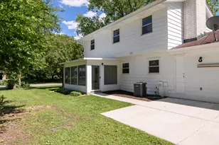 21300 Astolat Dr, Brookfield, WI 53045 - Photo 6
