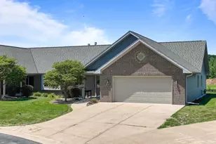 211 Windmill Ln, Walworth, WI 53184 - Photo 32