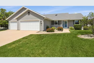 1532  Montclair Pl, Fort Atkinson, WI 53538 - Photo 1