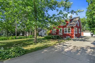 5964 S 28th St, Greenfield, WI 53221 - Photo 40