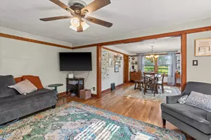 5964 S 28th St, Greenfield, WI 53221 - Photo 8