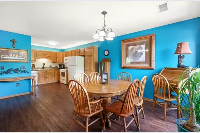 951  Spring Ct, Newburg, WI 53095 - Photo 2