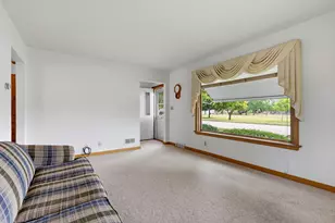 2520 S 12th St, Sheboygan, WI 53081 - Photo 6