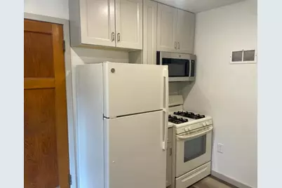 5315 W Arizona St, Milwaukee, WI 53219 - Photo 4