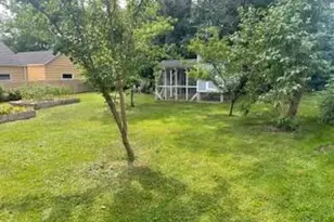 5315 W Arizona St, Milwaukee, WI 53219 - Photo 16