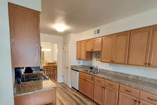 1027 W Shaker Cir, Mequon, WI 53092 - Photo 8