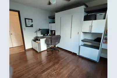 1027 W Shaker Cir, Mequon, WI 53092 - Photo 14
