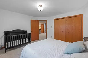 1323 Stonewood Cir, West Bend, WI 53095 - Photo 26