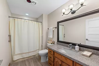 1323  Stonewood Cir, West Bend, WI 53095 - Photo 16