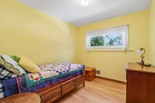 927 Robins Ln, Mukwonago, WI 53149 - Photo 16