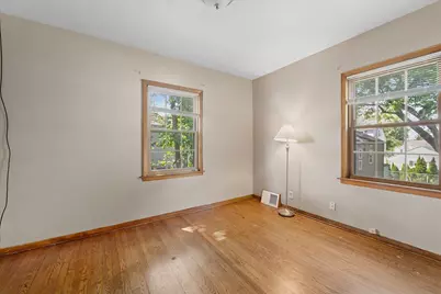 N84W16278  Donald Ave, Menomonee Falls, WI 53051 - Photo 10