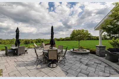 S109W24935  Overlook Dr, Vernon, WI 53149 - Photo 48