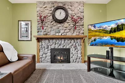 615  Kettle Rdg, Richfield, WI 53017 - Photo 12