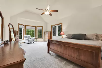 615  Kettle Rdg, Richfield, WI 53017 - Photo 8
