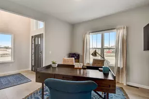 w256n6649 Beaver Creek Ln, Sussex, WI 53089 - Photo 6